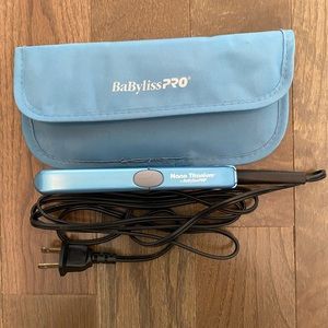Babyliss Pro Nano Titanium Travel Straightener